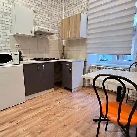 10/8 Kotliarska Moisha House *