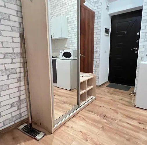 10/8 Kotliarska Moisha House *