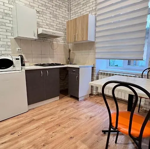 10/8 Kotliarska Moisha House *